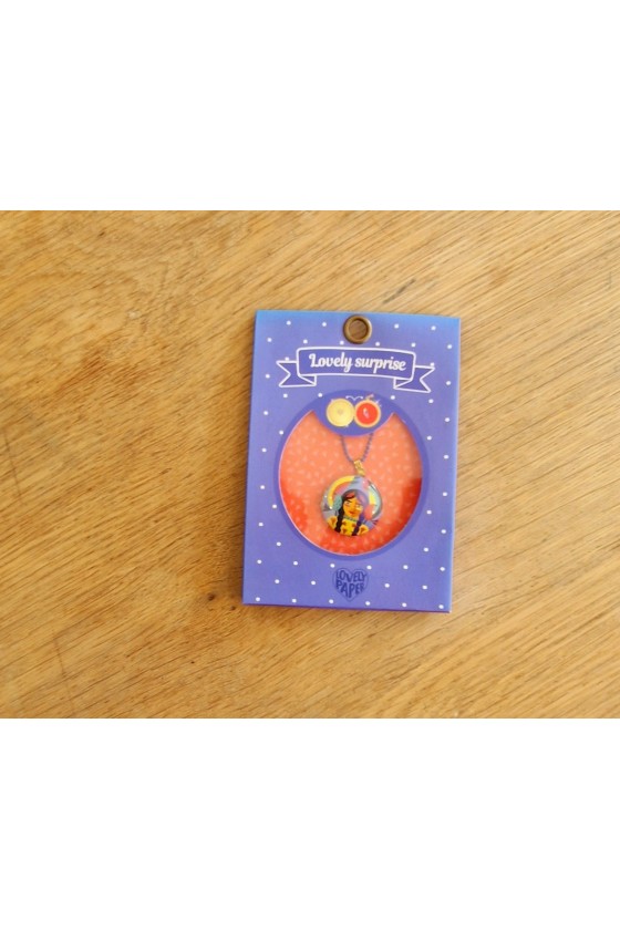 Collier NEUF
